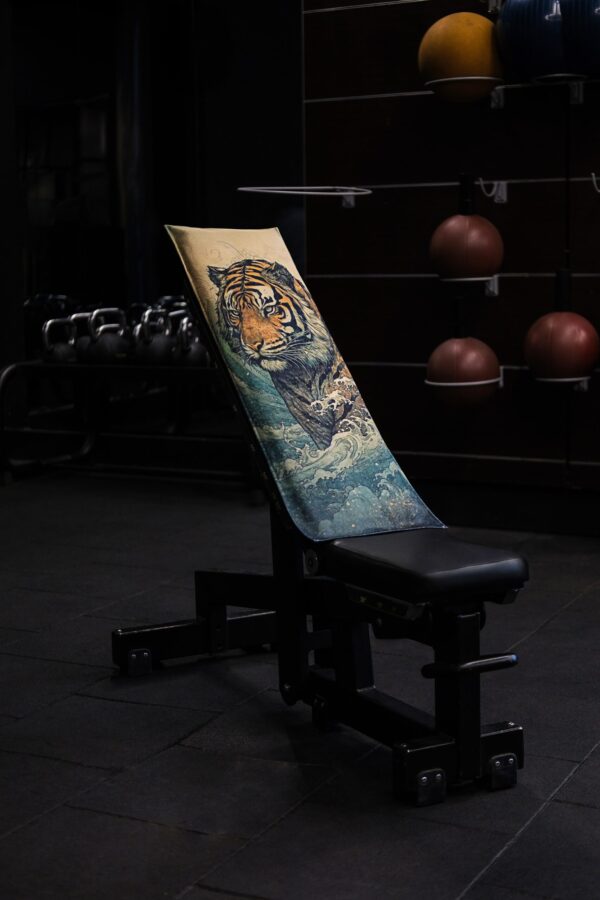 Doğanın enerjisiyle spor keyfinizi artıran Indigo Stripes havlusu.